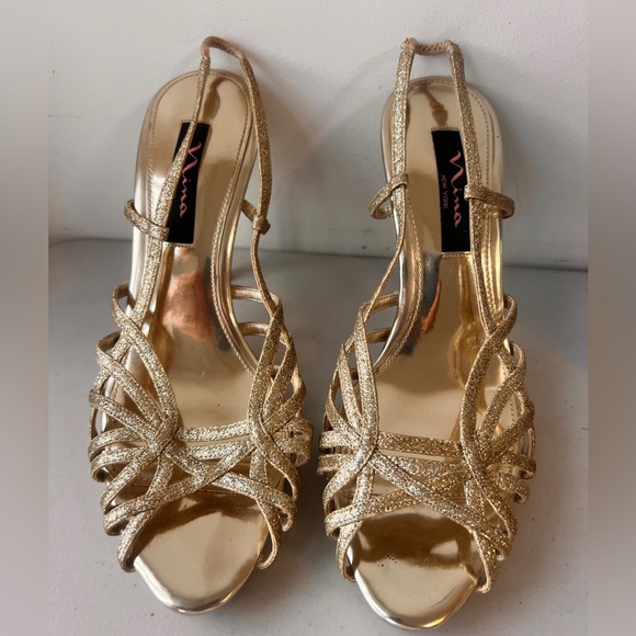EUC Nina Size 9M Leather Shimmering Gold Strappy Heel shoes - Picture 1 of 12